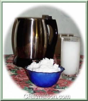 préparation du lait de noix de coco au Soyabella avec les résidus