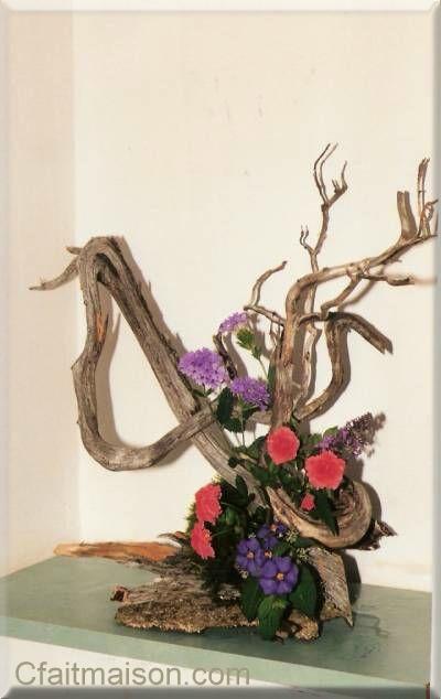 Sculpture vgtale avec mini-roses, solanum et verveines 