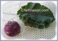Chou-rave violet : pomme et feuilles.